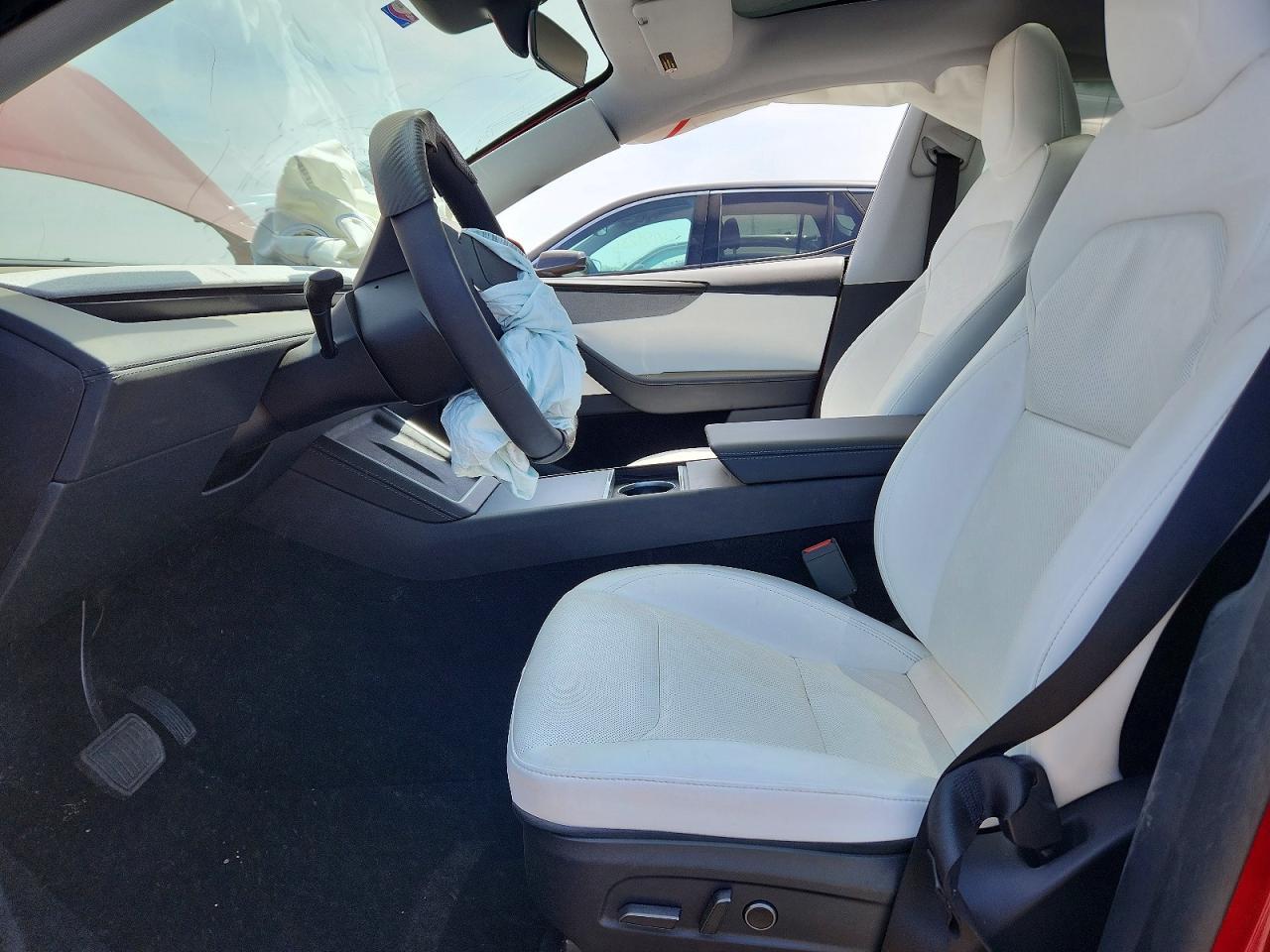 2026 Tesla Model Y - Фото 7
