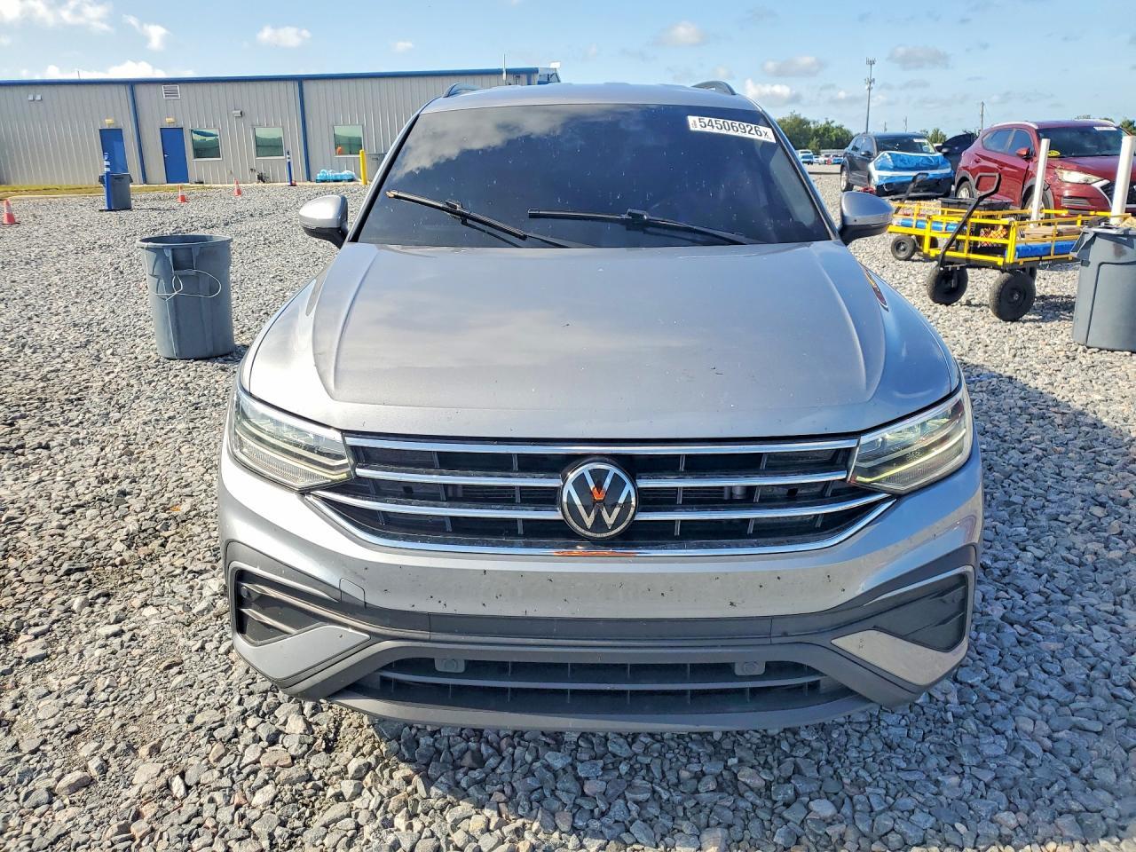 2022 Volkswagen Tiguan S - Фото 5