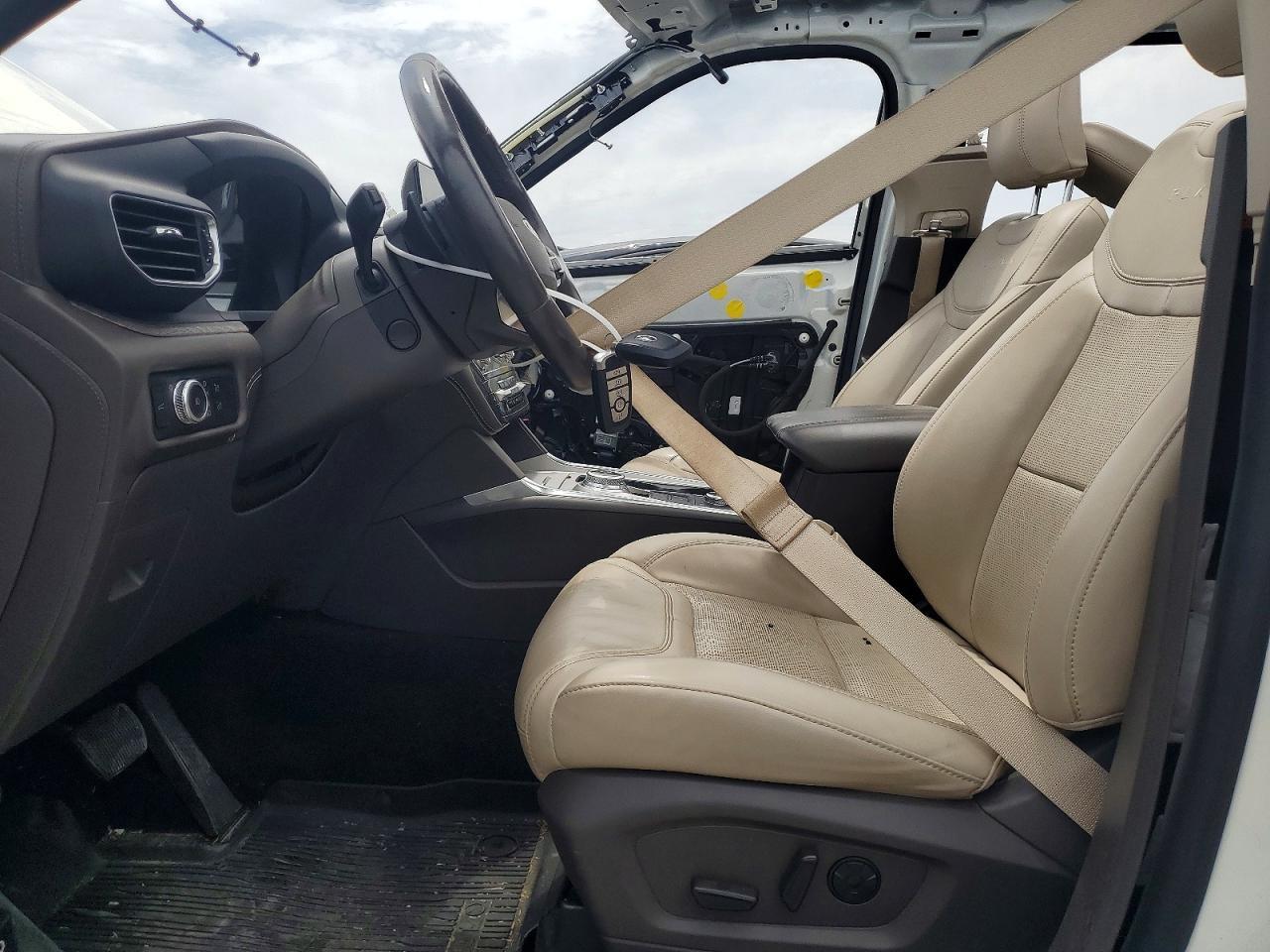 2021 Ford Explorer Platinum - Фото 7