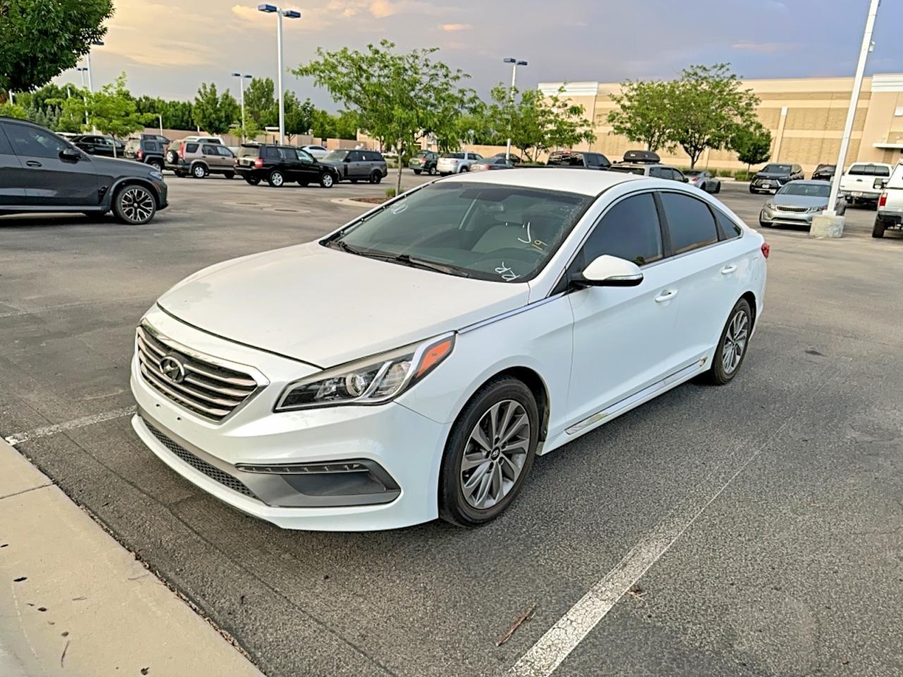 2017 Hyundai Sonata Sport - Фото 2
