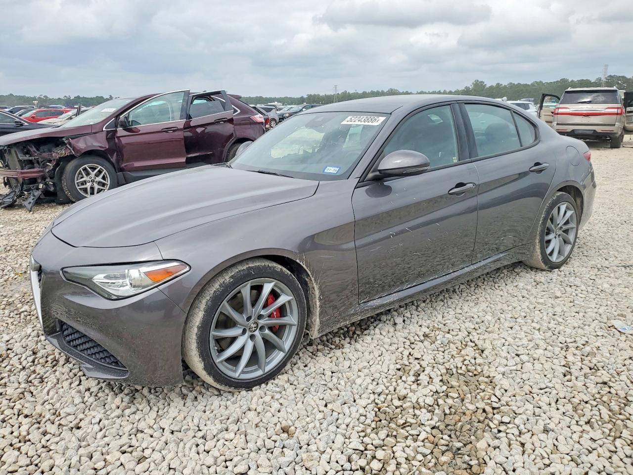 2022 Alfa Romeo Giulia
