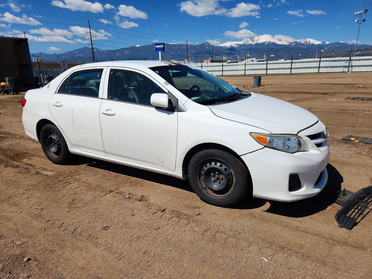 2013 Toyota Corolla L - Фото 4