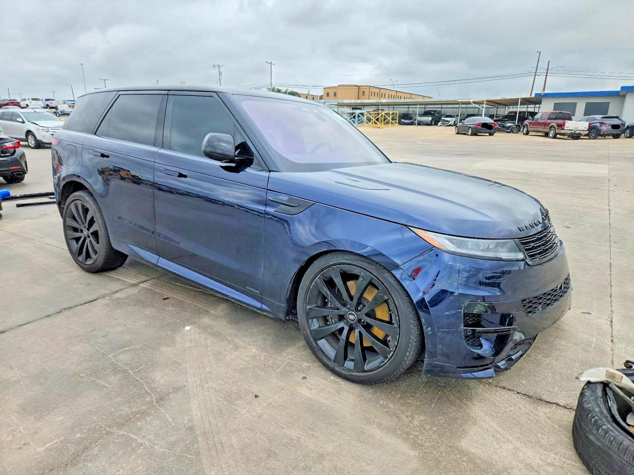 2023 Land Rover Range Rover Sport Autobiography - Image 4