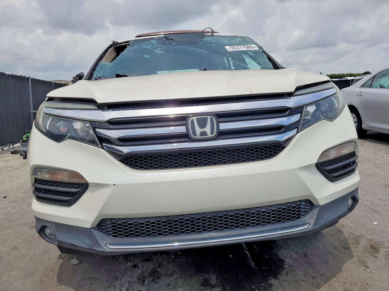 2016 Honda Pilot Elite - Фото 5