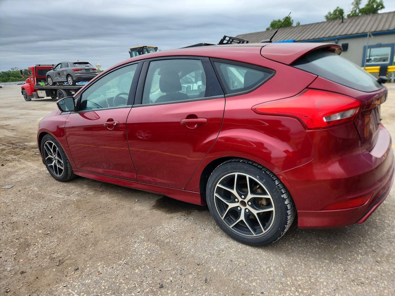 2016 Ford Focus Se - Фото 2
