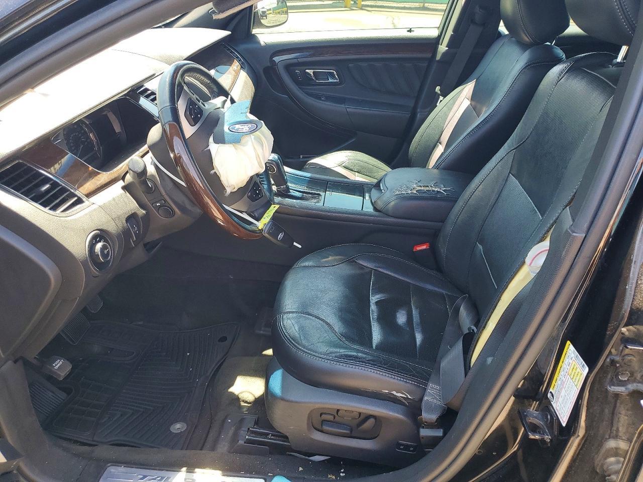 2014 Ford Taurus Limited - Image 7