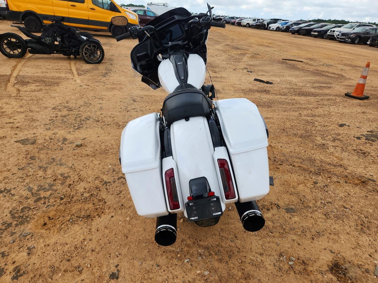 2024 Harley-Davidson Fltrx - Image 4