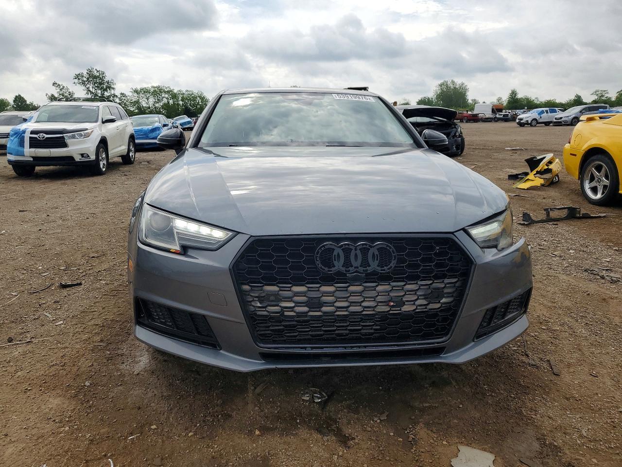 2017 Audi A4 Premium - Фото 5