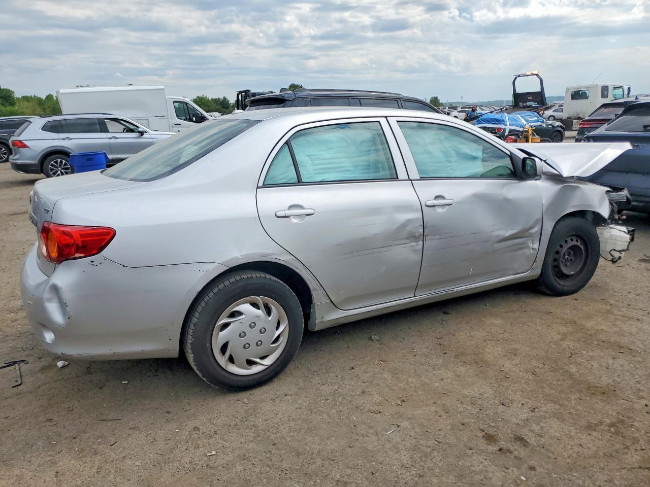 2009 Toyota Corolla Le - Image 3