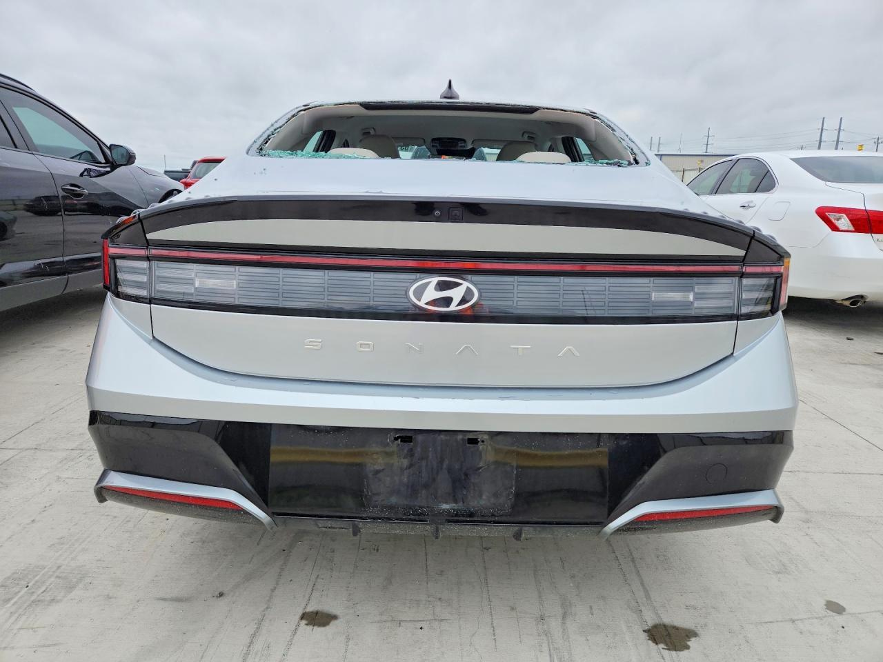 2025 Hyundai Sonata Sel - Image 6