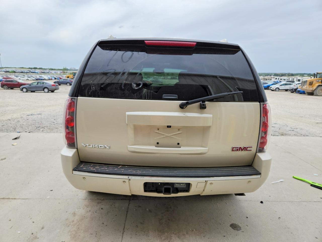 2014 GMC Yukon Denali - Фото 6