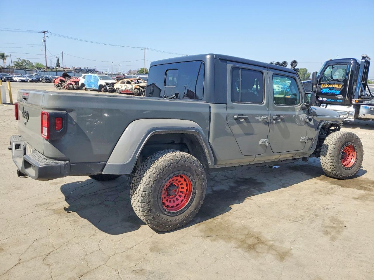 2023 Jeep Gladiator Sport - Фото 3