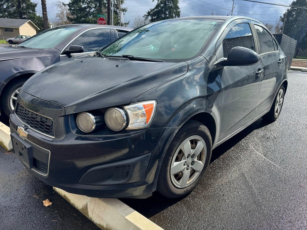 2014 Chevrolet Sonic Ls - Фото 2