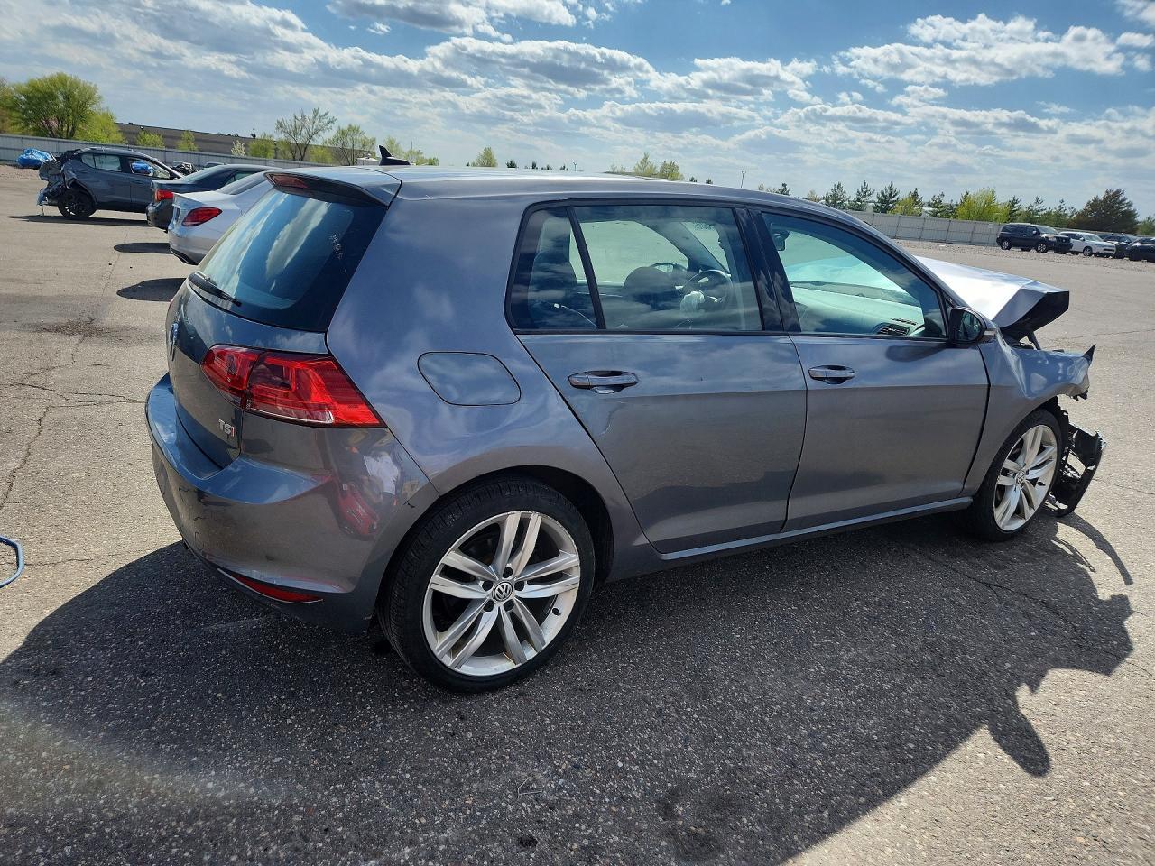 2015 Volkswagen Golf - Фото 3