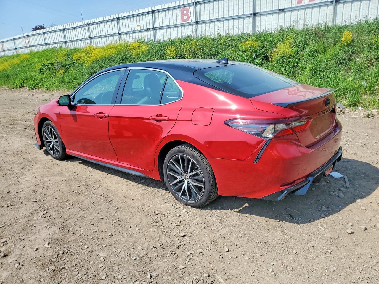 2021 Toyota Camry Se - Image 2