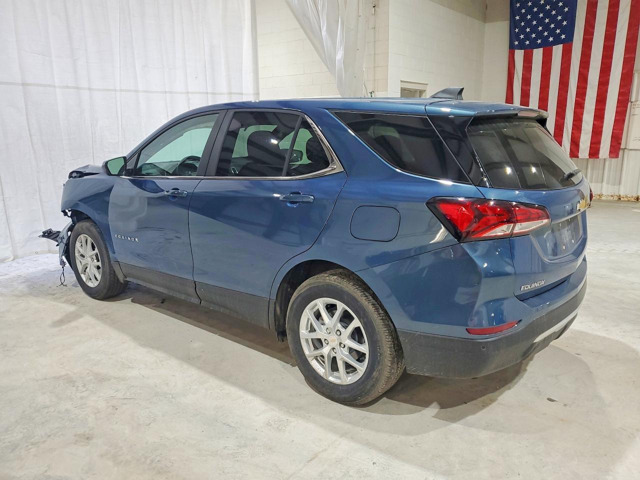 2024 Chevrolet Equinox Lt - Image 2