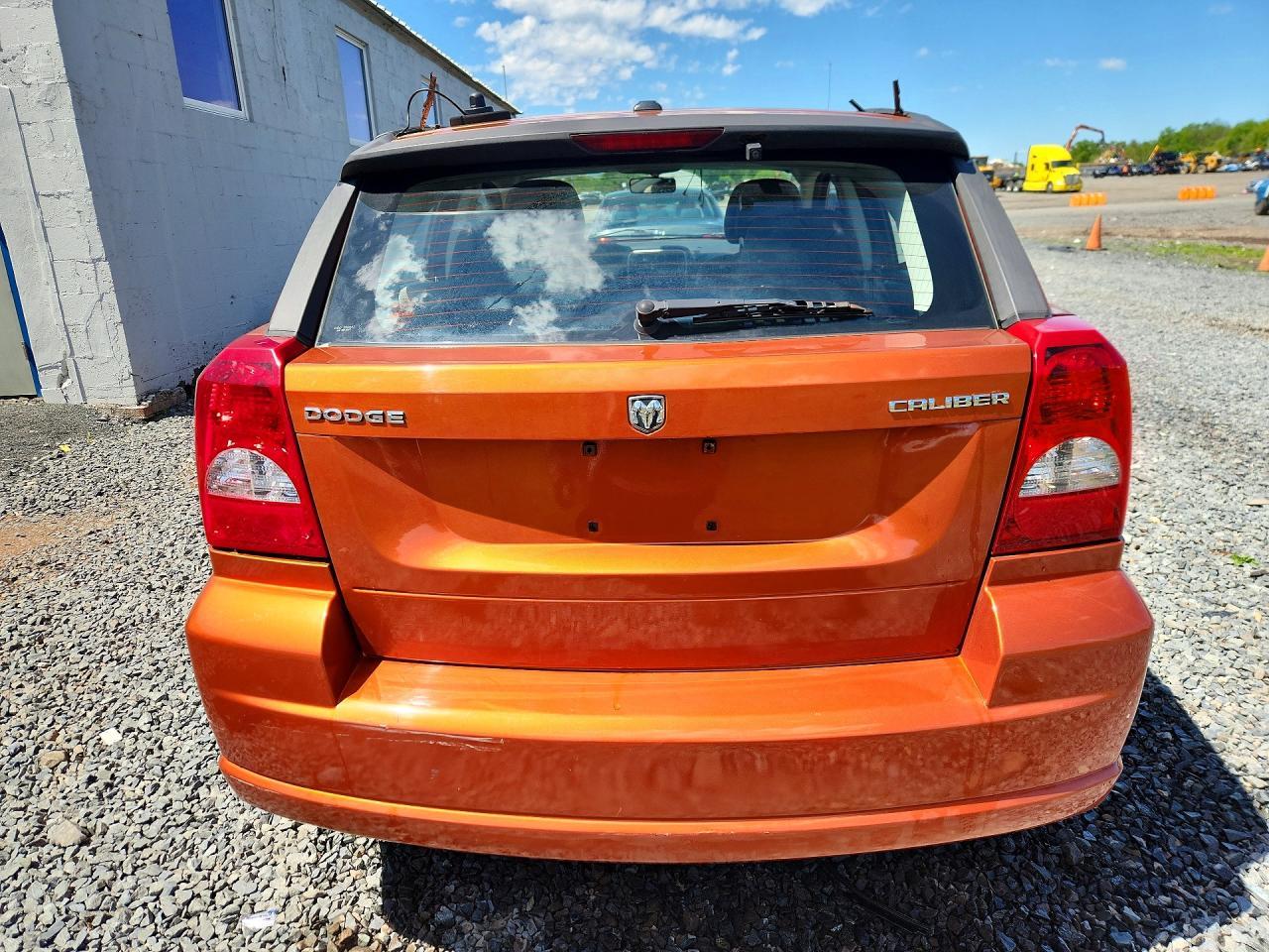 2011 Dodge Caliber Mainstreet - Image 6