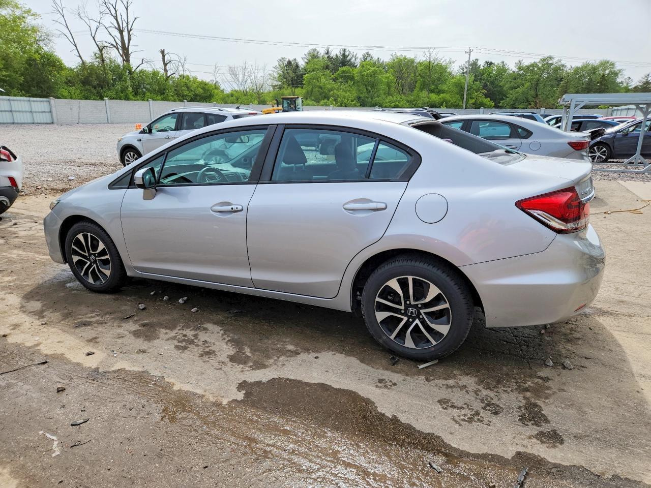2015 Honda Civic Ex - Фото 2