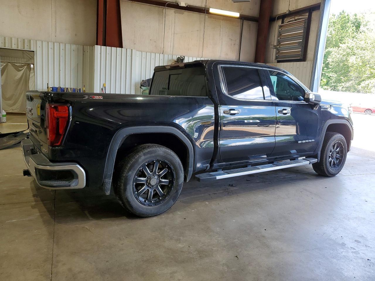 2021 GMC Sierra K1500 Slt - Image 3