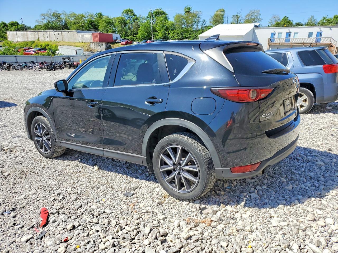 2017 Mazda Cx-5 Grand Touring - Image 2
