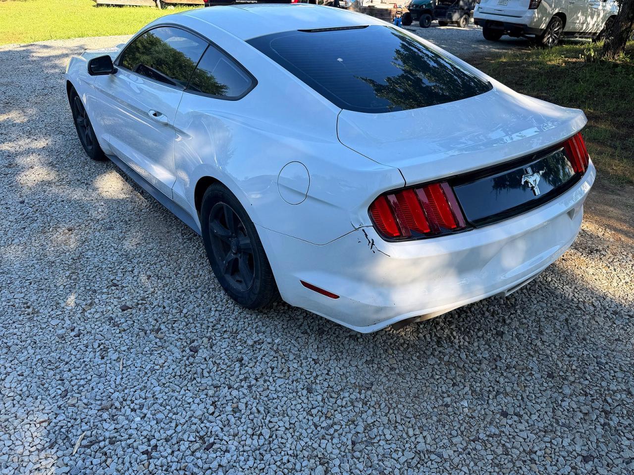 2016 Ford Mustang - Фото 3