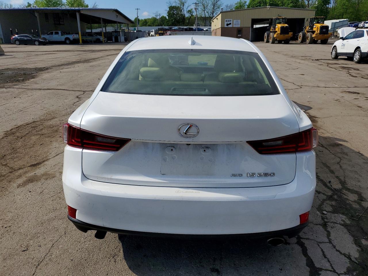 2015 Lexus Is 250 - Image 6