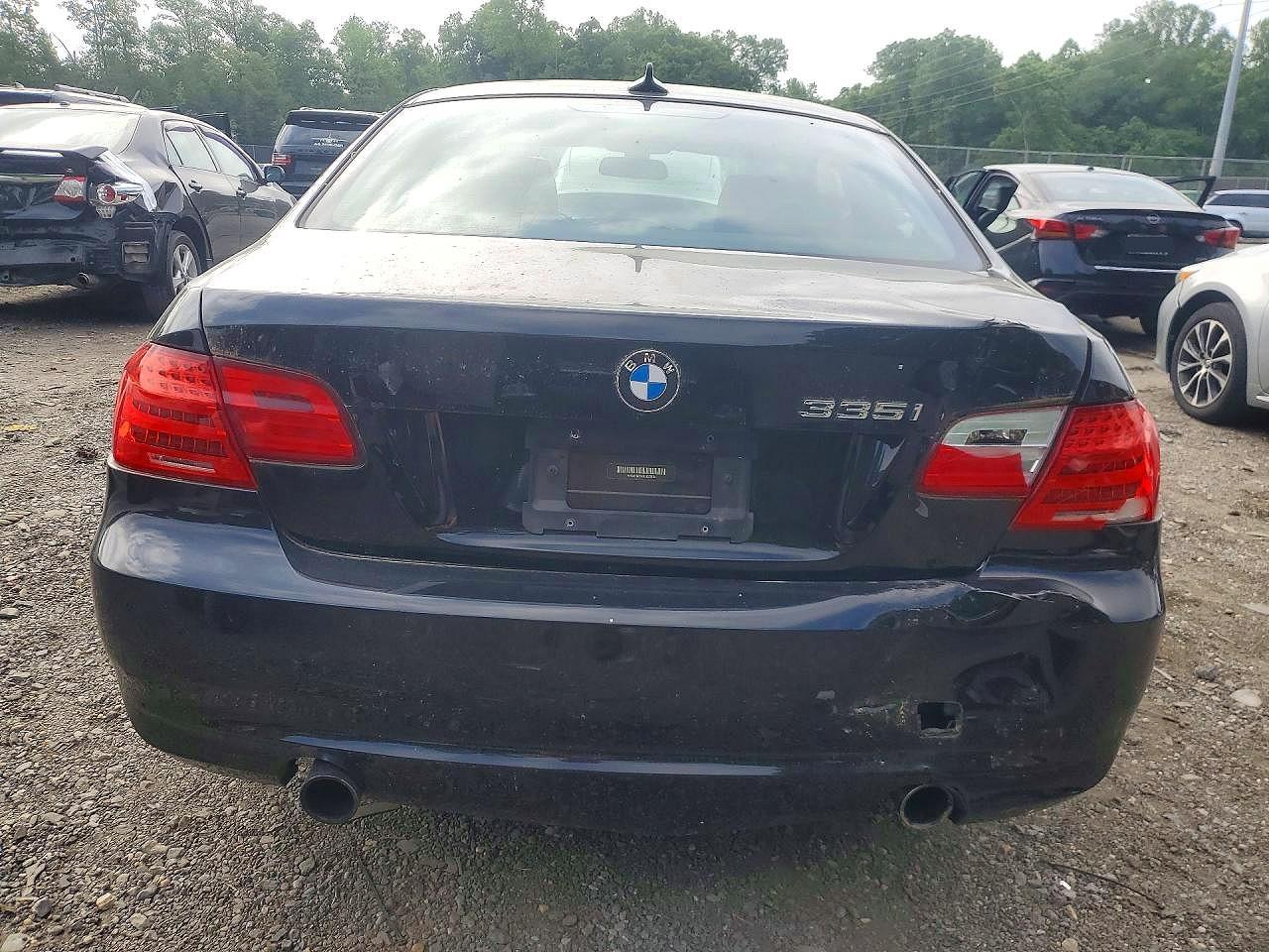 2011 BMW 335 Xi - Фото 6