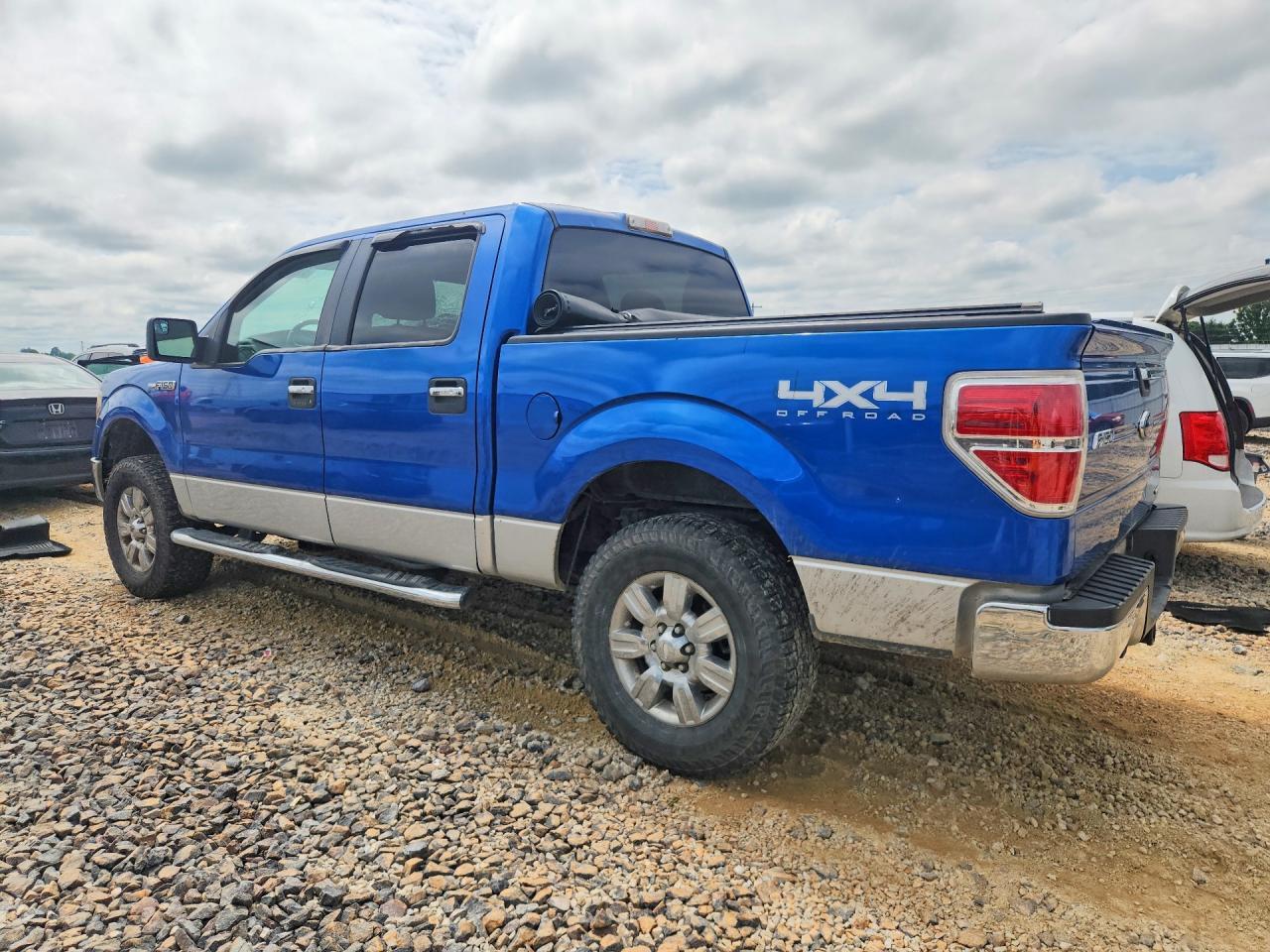 2012 Ford F150 Supercrew - Image 2
