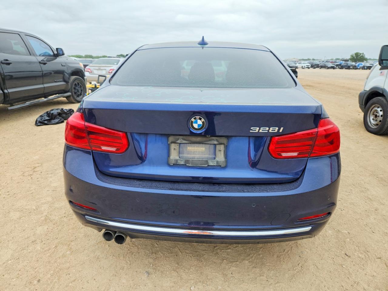 2016 BMW 328 I Sulev - Фото 6