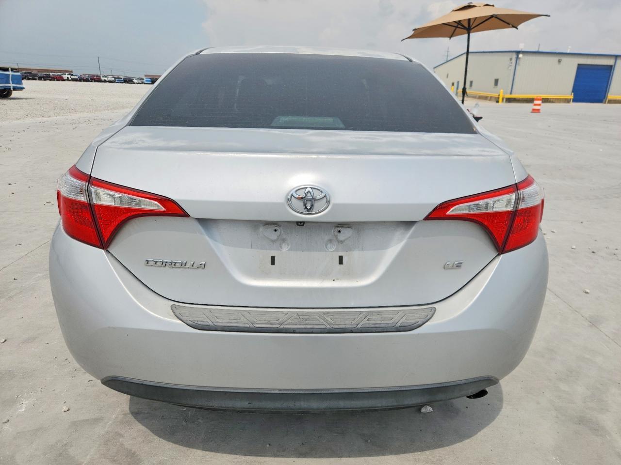 2015 Toyota Corolla Le - Image 6