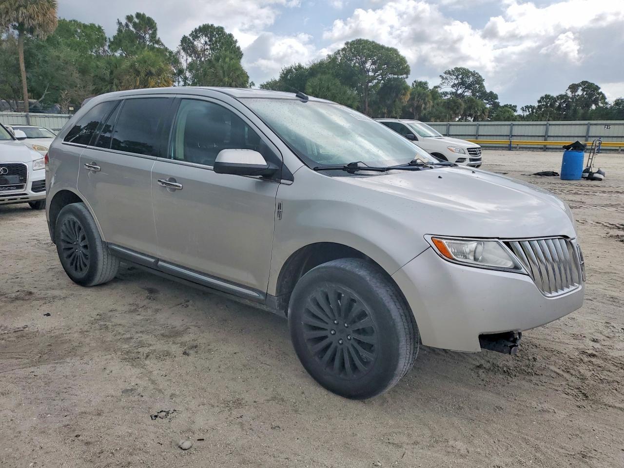 2012 Lincoln Mkx - Фото 4