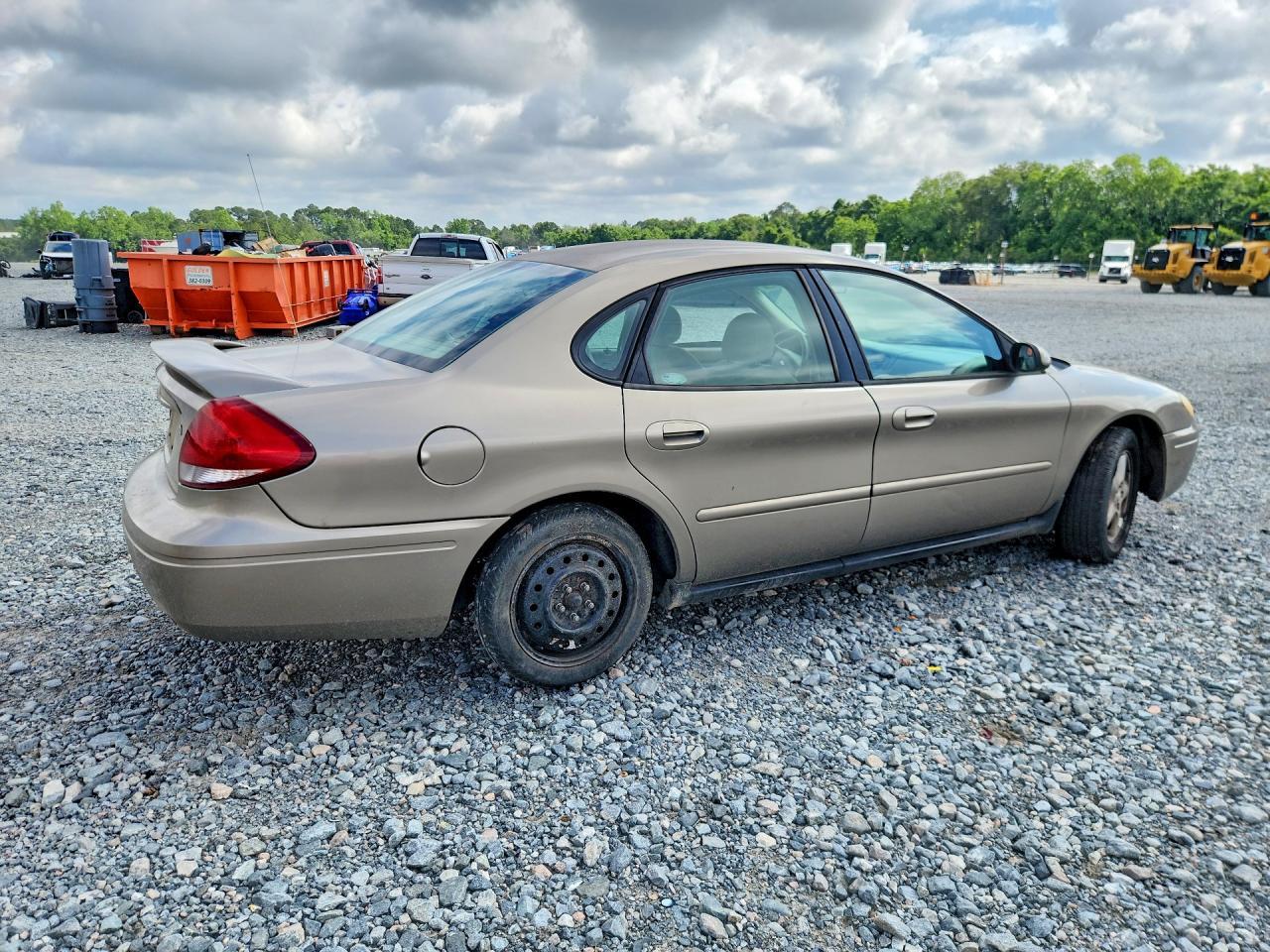 2004 Ford Taurus Se - Фото 3
