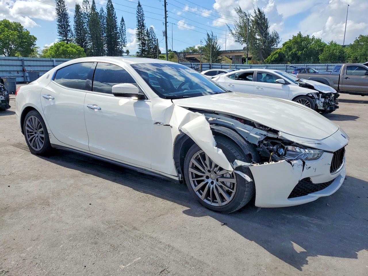 2017 Maserati Ghibli - Фото 4