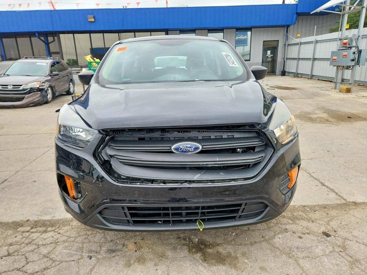 2019 Ford Escape S - Фото 5