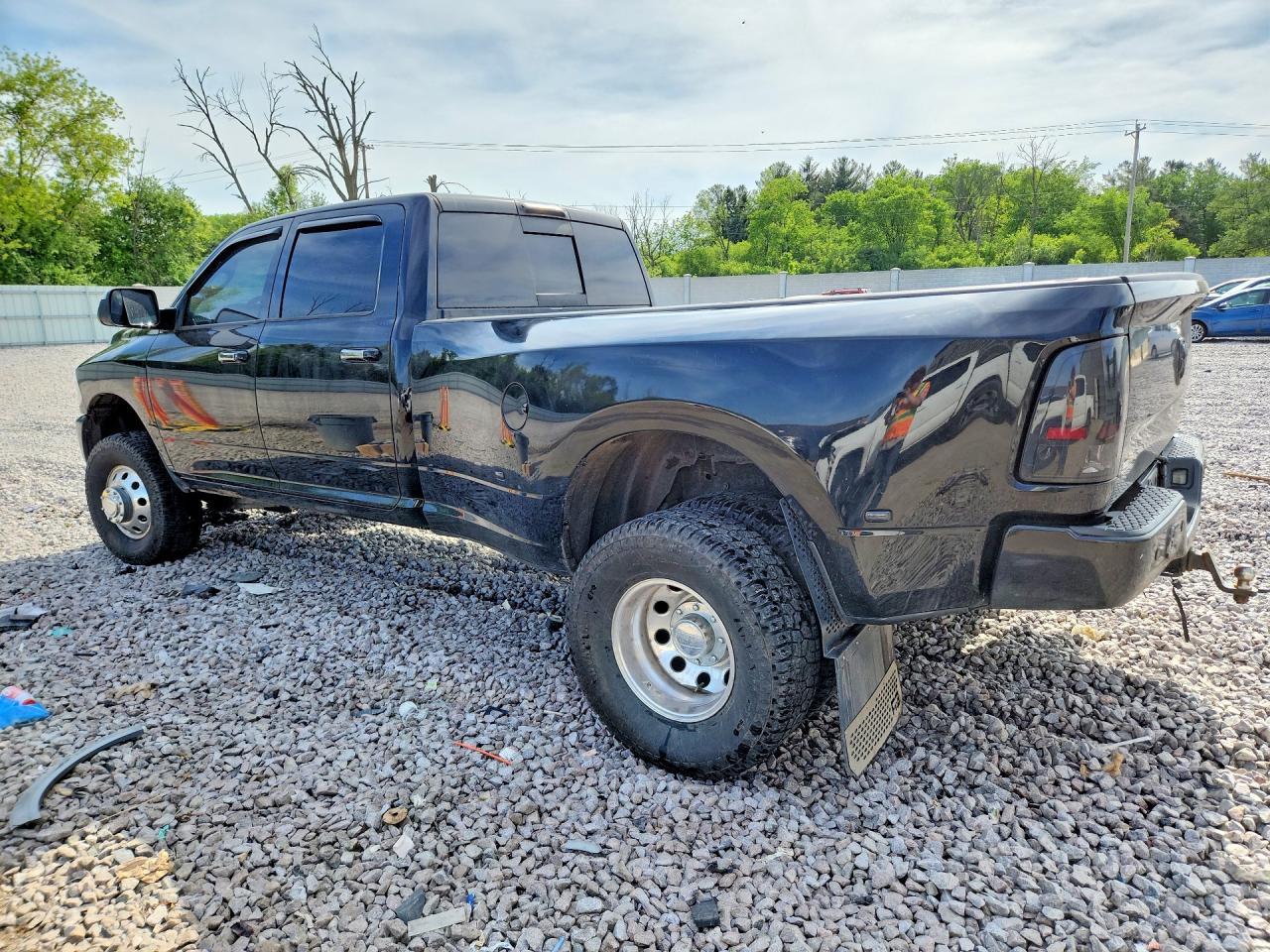 2015 Ram 3500 Slt - Фото 2
