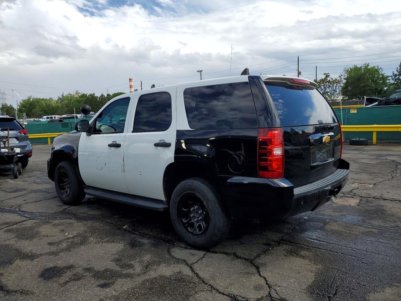2013 Chevrolet Tahoe Special - Фото 2