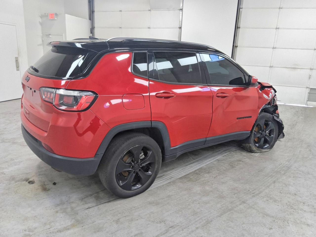 2019 Jeep Compass Latitude - Image 3