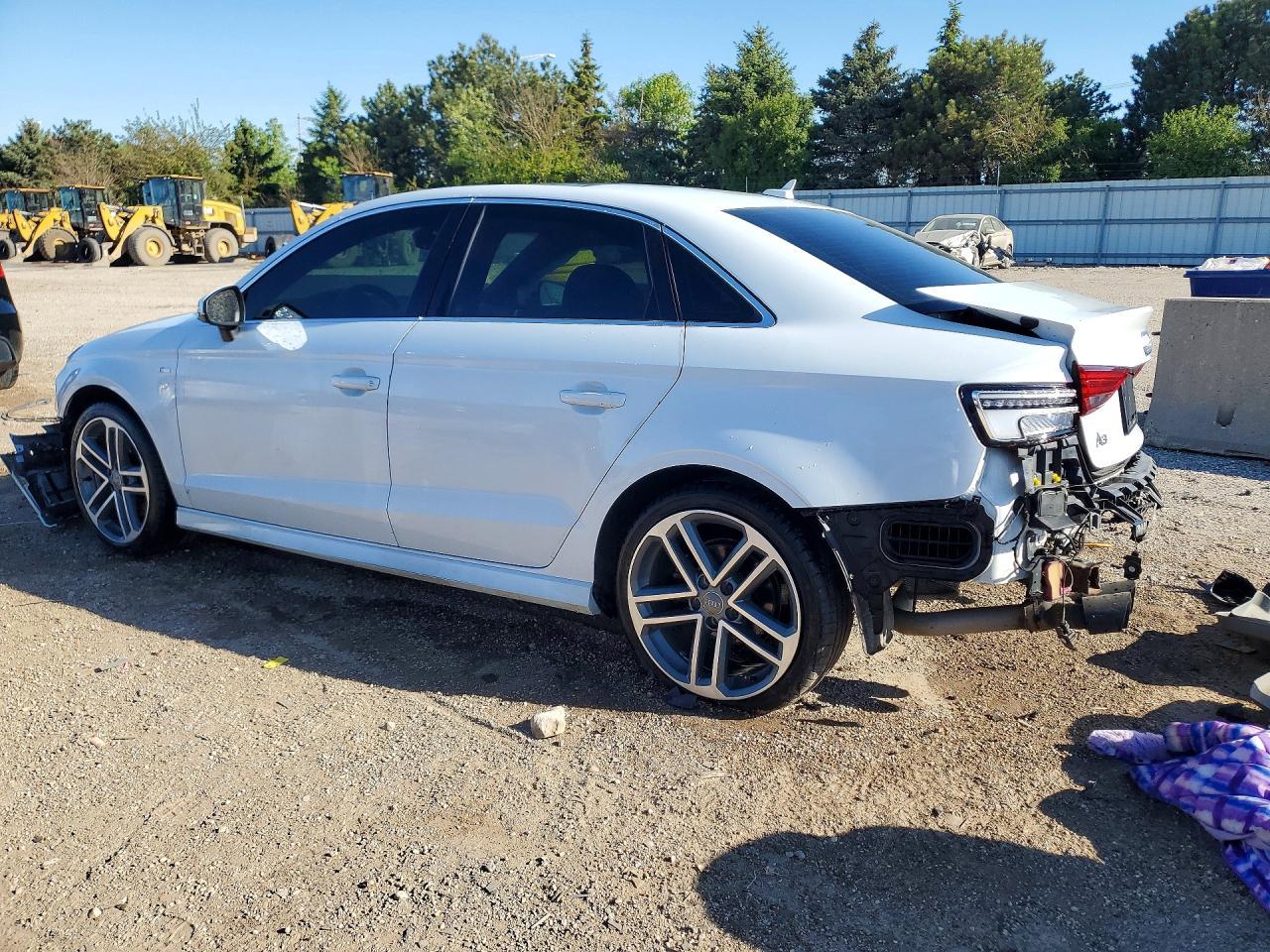 2018 Audi A3 Premium Plus - Фото 2