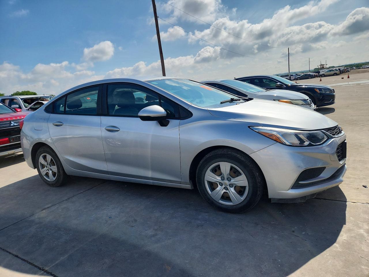 2018 Chevrolet Cruze Ls - Фото 4