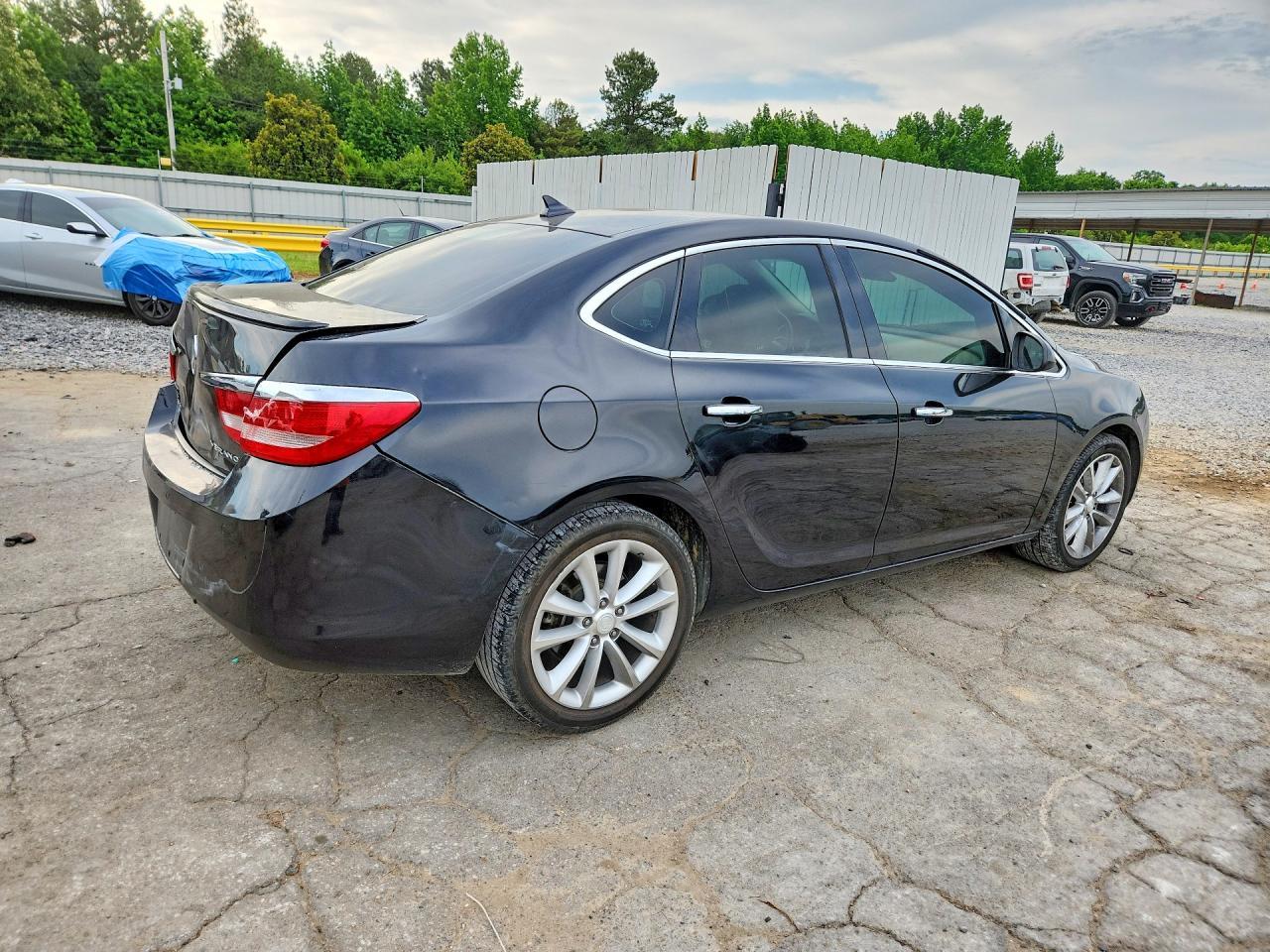 2014 Buick Verano Convenience - Image 3