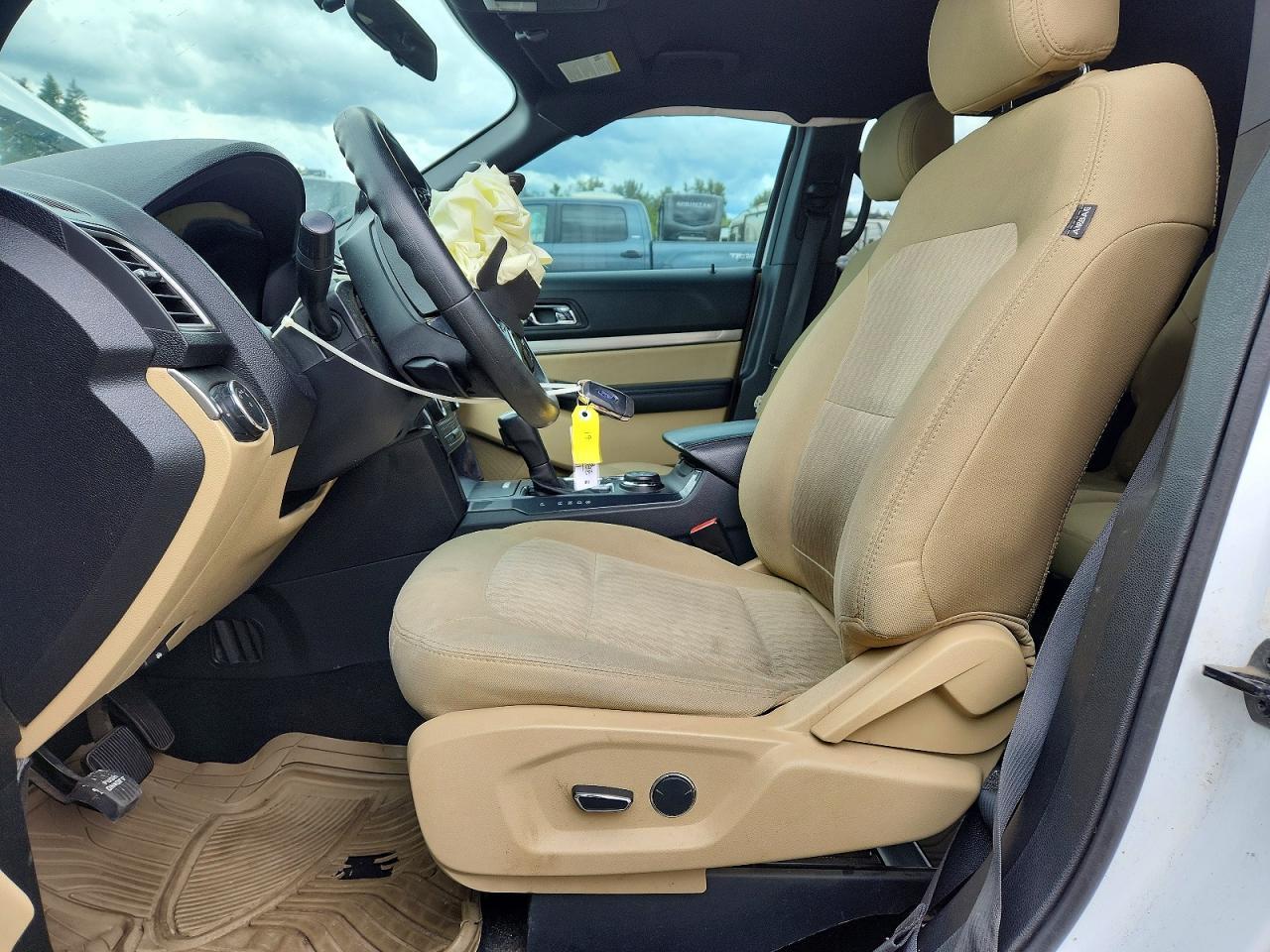 2017 Ford Explorer - Фото 7