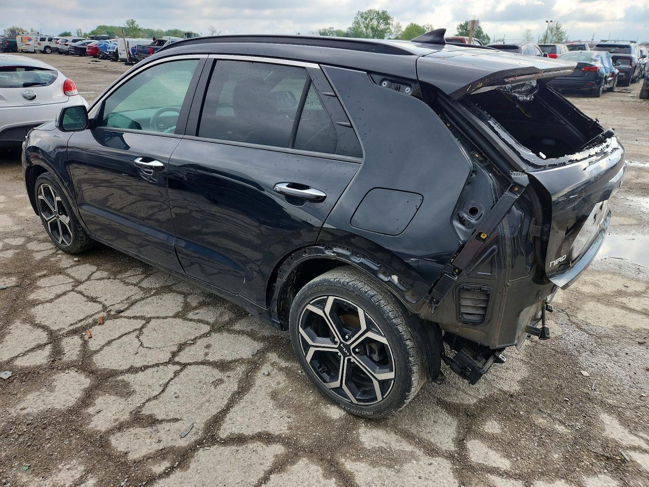 2023 Kia Niro Sx - Фото 2
