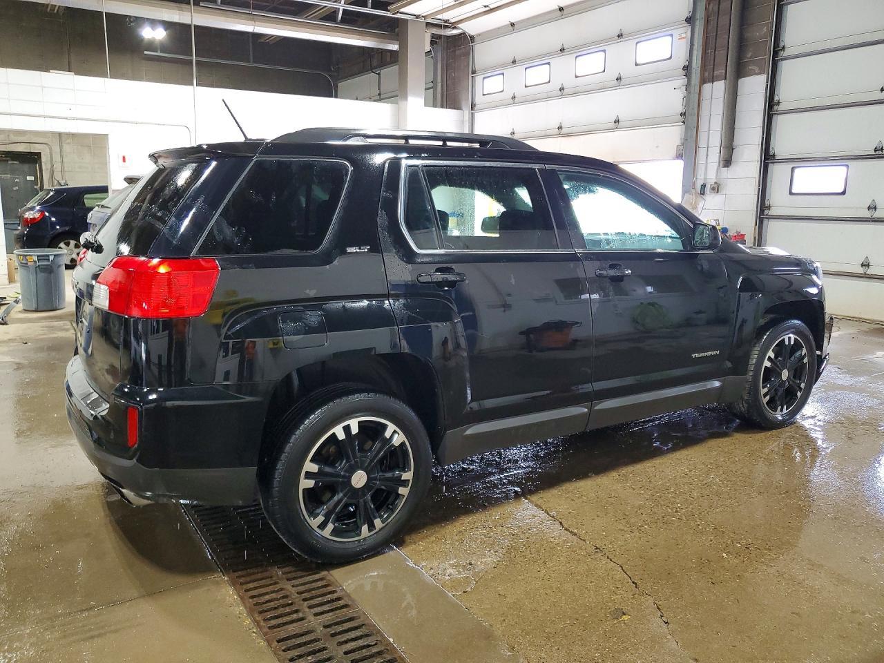 2017 GMC Terrain Slt - Image 3