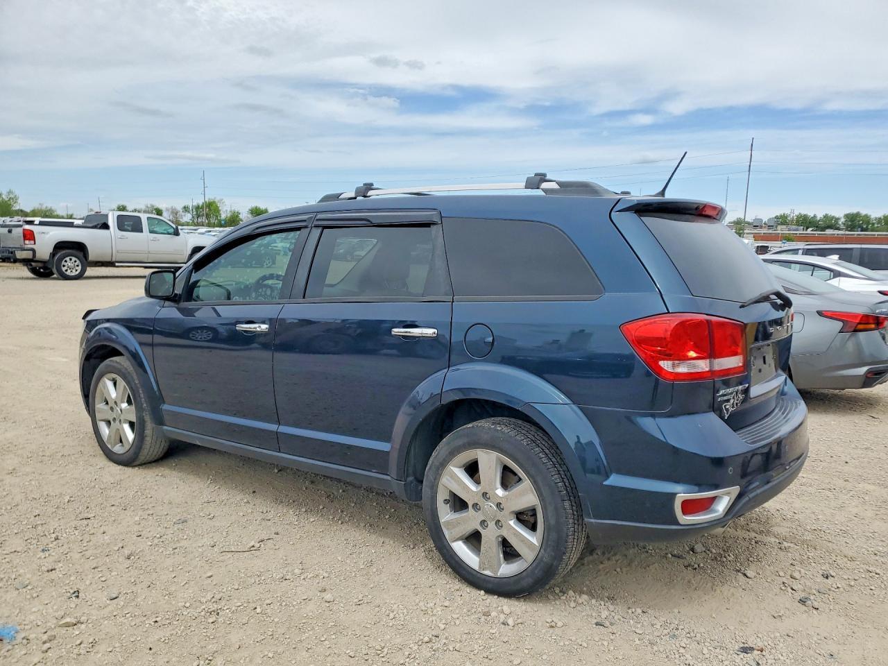2014 Dodge Journey R - Фото 2