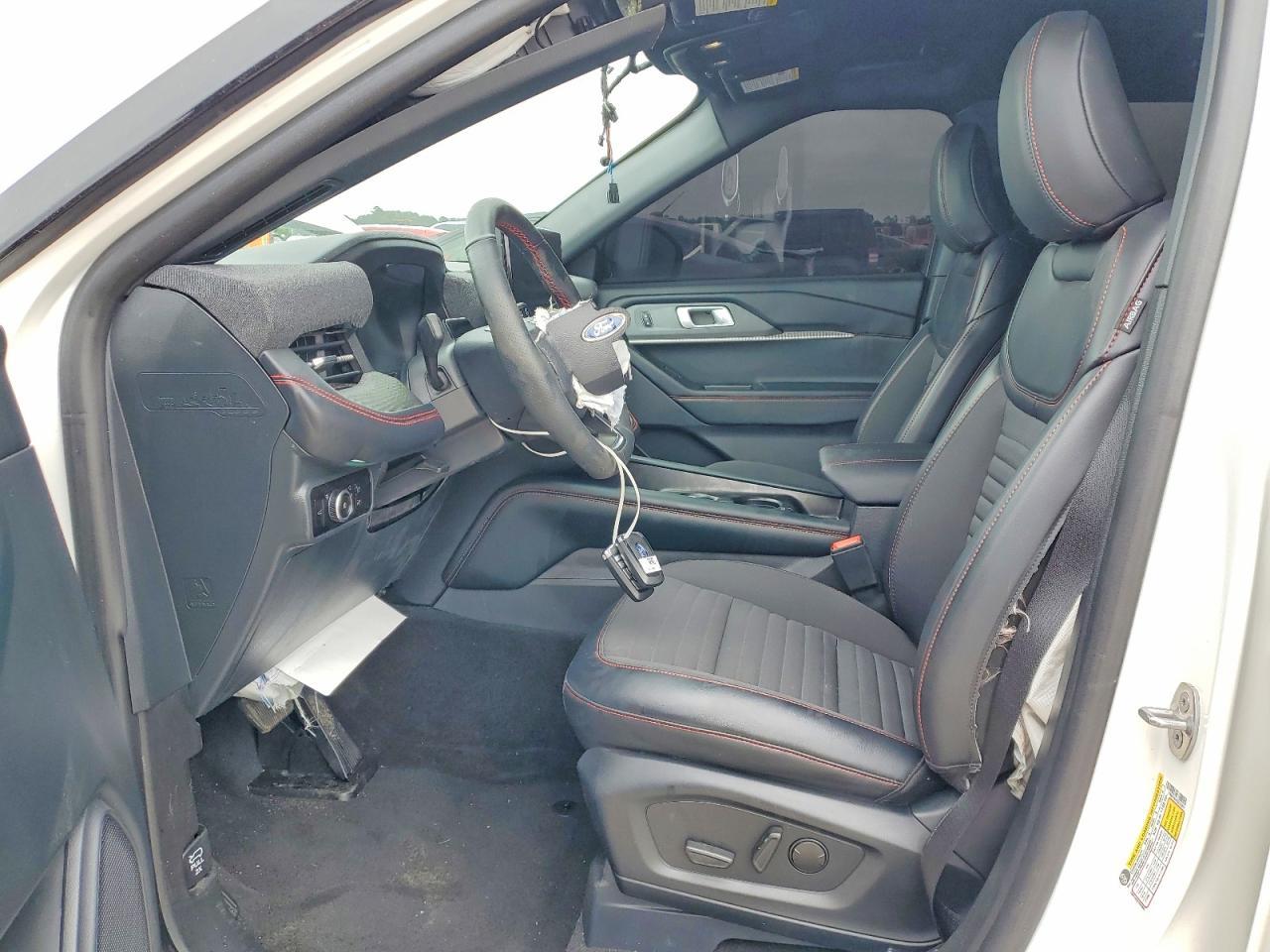 2025 Ford Explorer St-Line - Фото 7