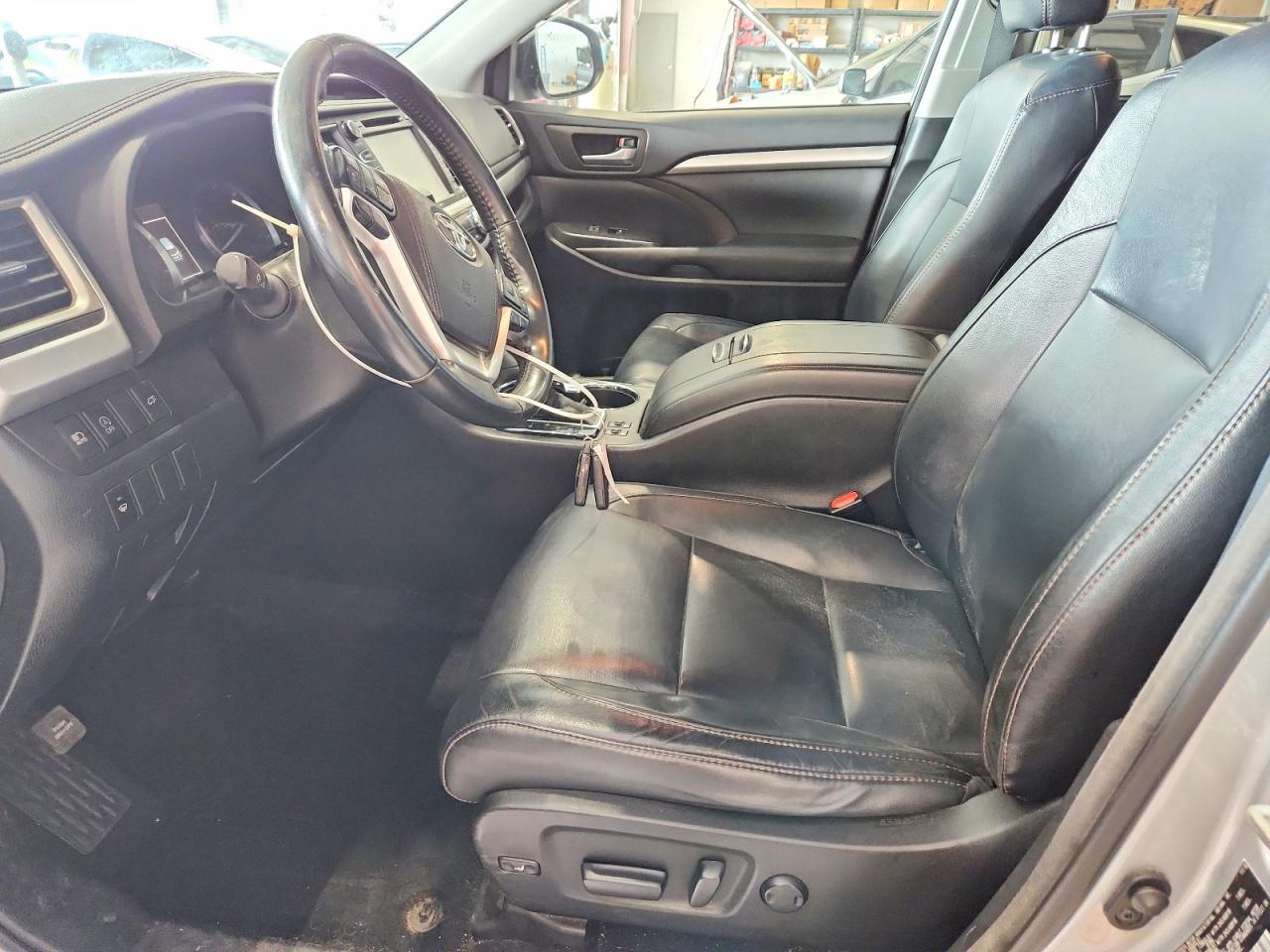 2017 Toyota Highlander Xle - Image 7