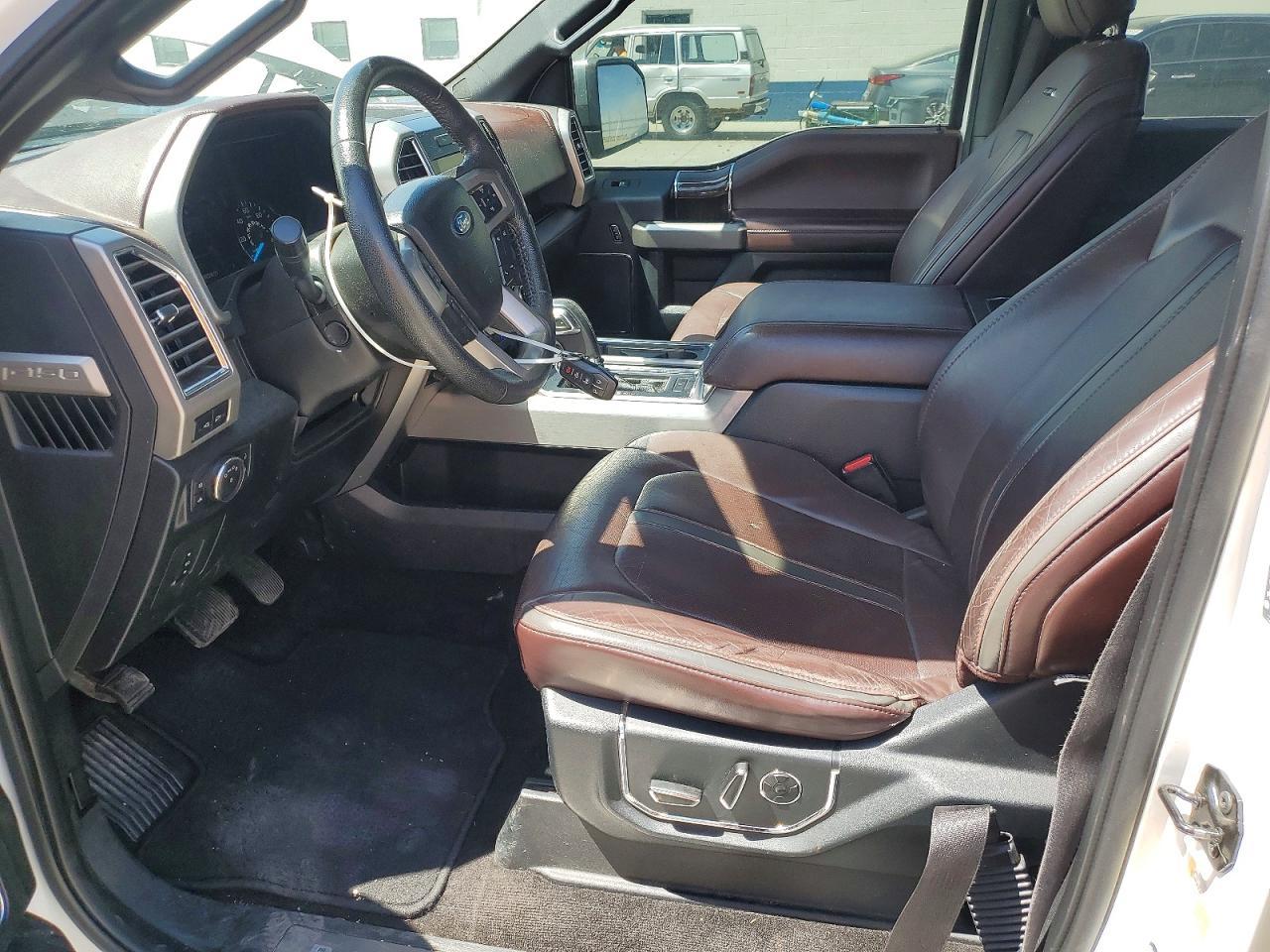 2015 Ford F-150 - Фото 7