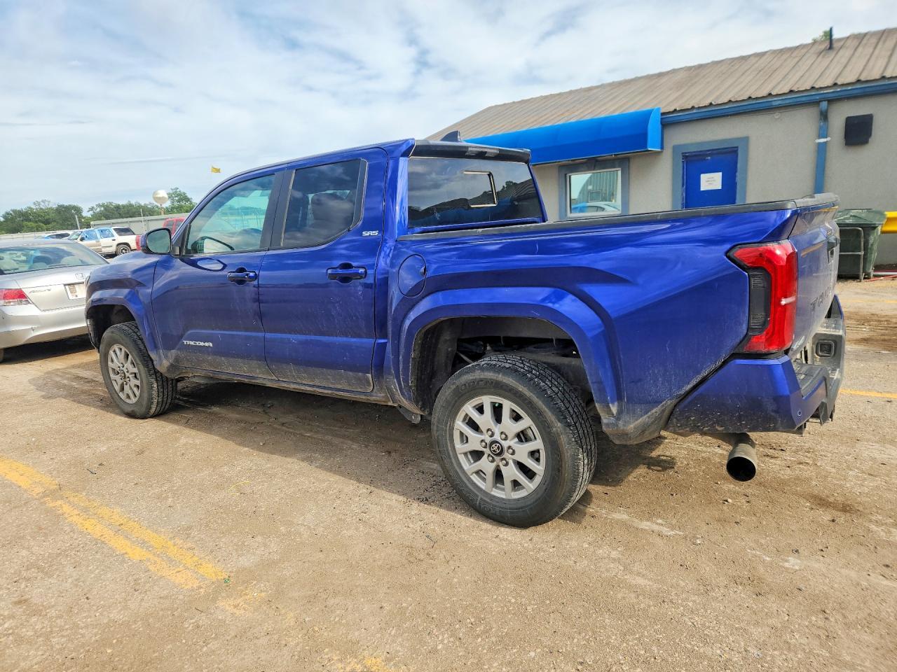 2025 Toyota Tacoma Sr5 - Фото 2