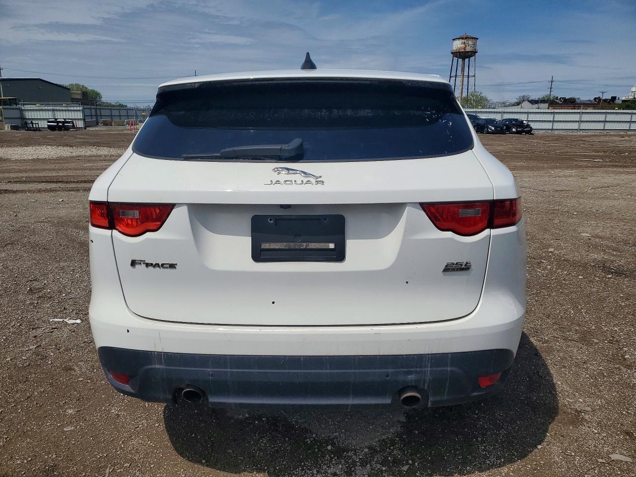 2020 Jaguar F-Pace Premium - Image 6