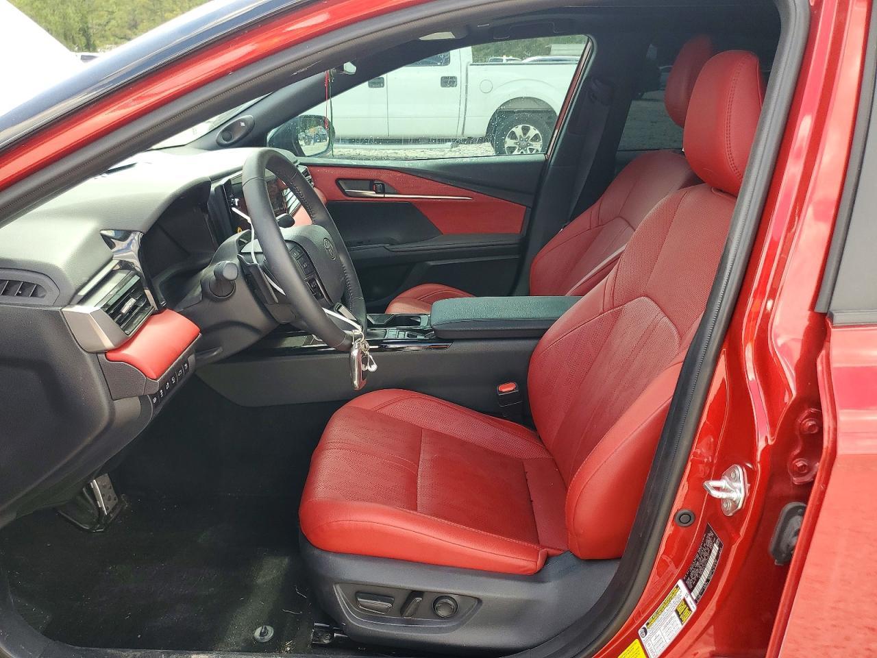 2025 Toyota Camry Xse - Image 7
